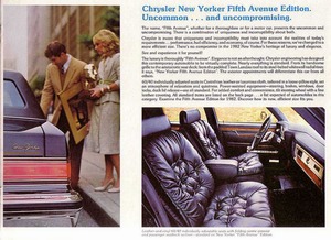 1982 Chrysler New Yorker (Cdn)-03.jpg